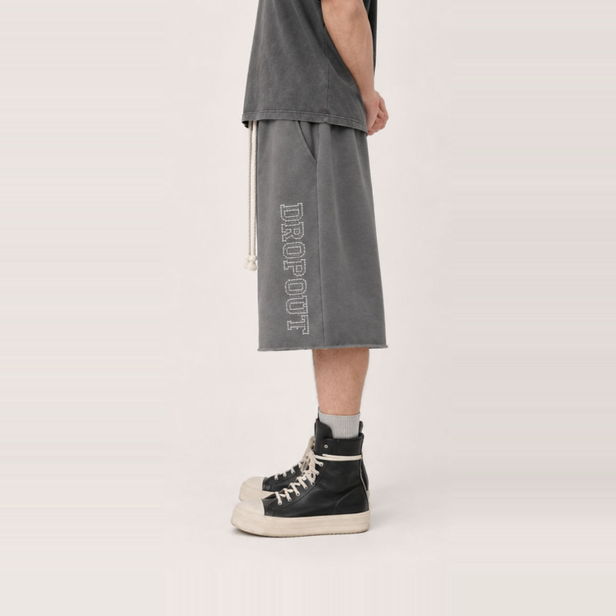 RHINESTONE SIDE LOGO WIDE LEG SWEAT JORTS — GREY