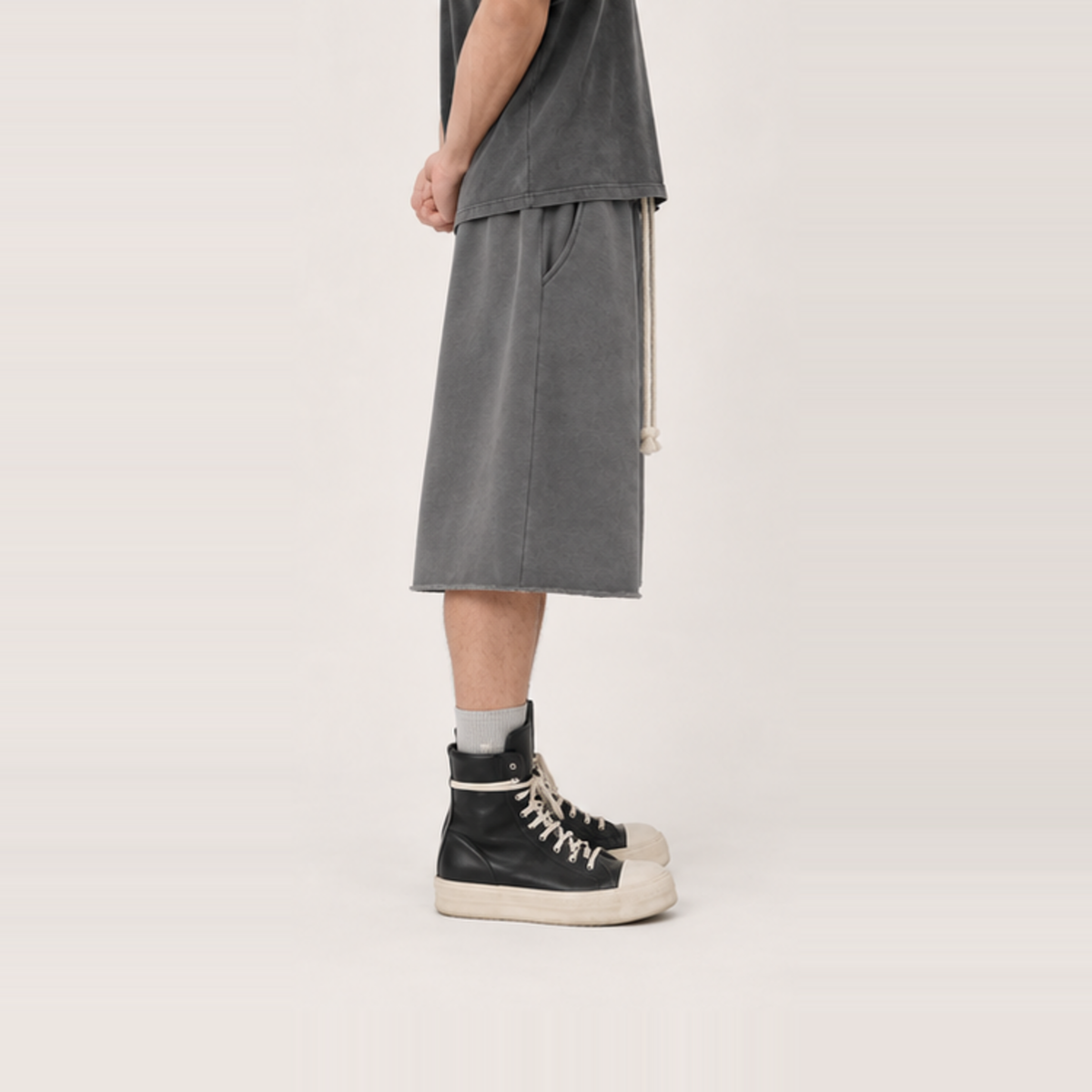 RHINESTONE SIDE LOGO WIDE LEG SWEAT JORTS — GREY
