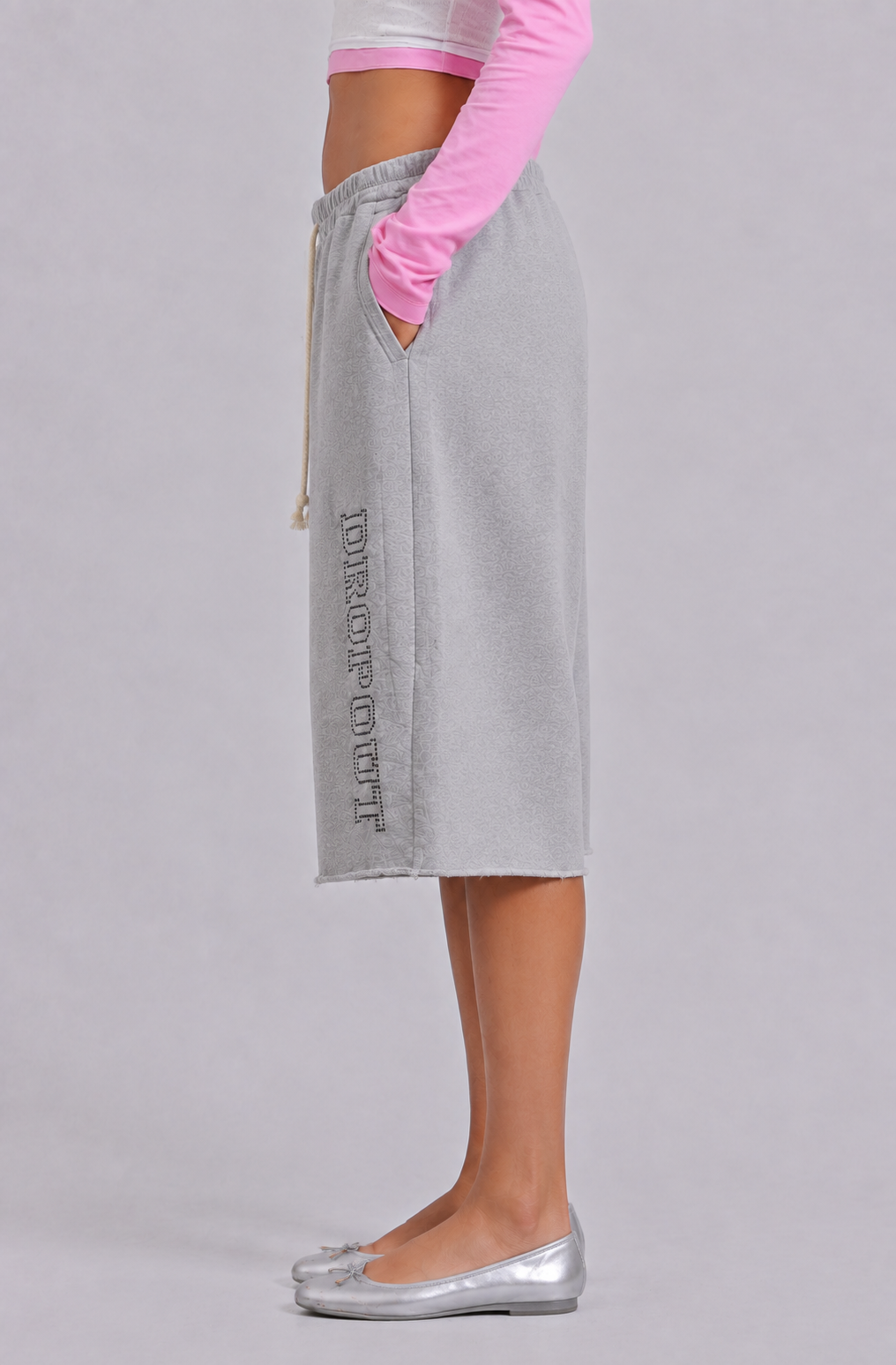 DROPOUT RHINESTONE SWEAT JORTS –  GREY