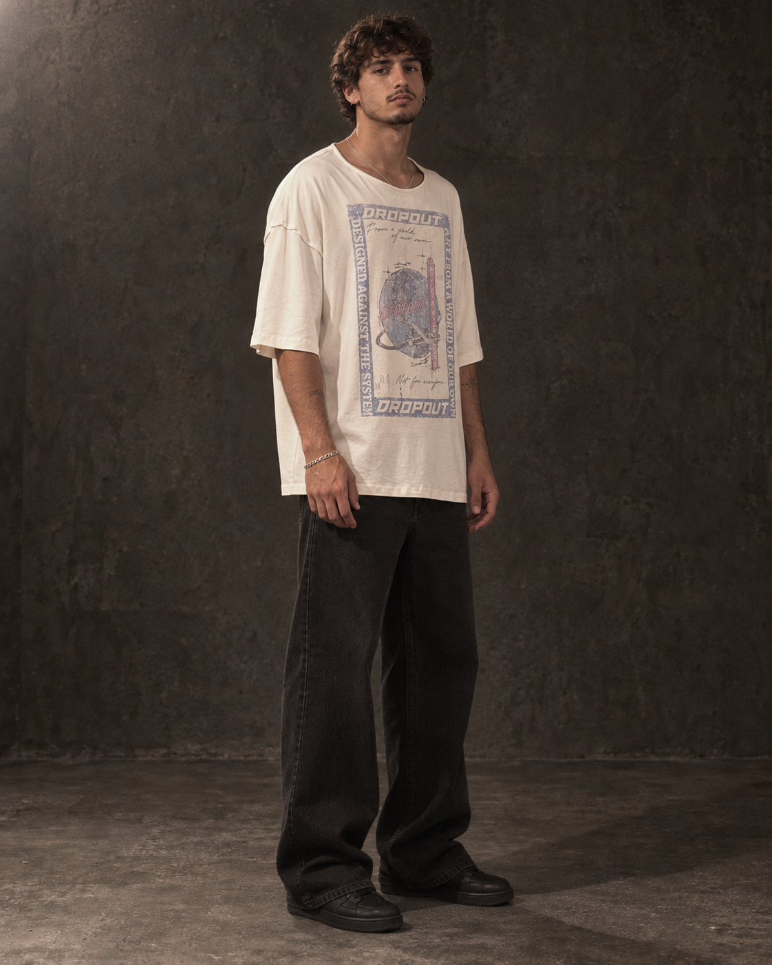 OUT THE FRAME OPEN NECK OVERSIZED TEE — OFF WHITE
