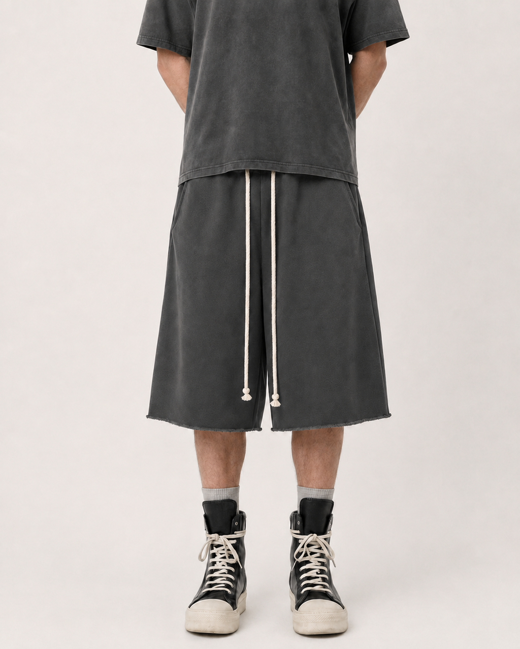 WIDE LEG SWEAT JORTS — DARK GREY