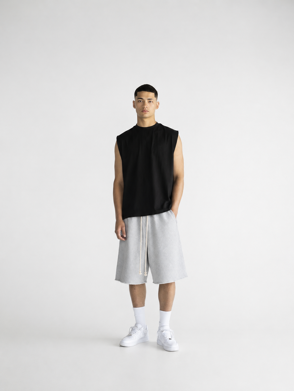 CORE OVERSIZED TANK — BLACK