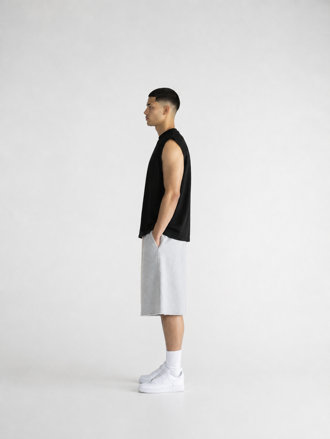CORE OVERSIZED TANK — BLACK