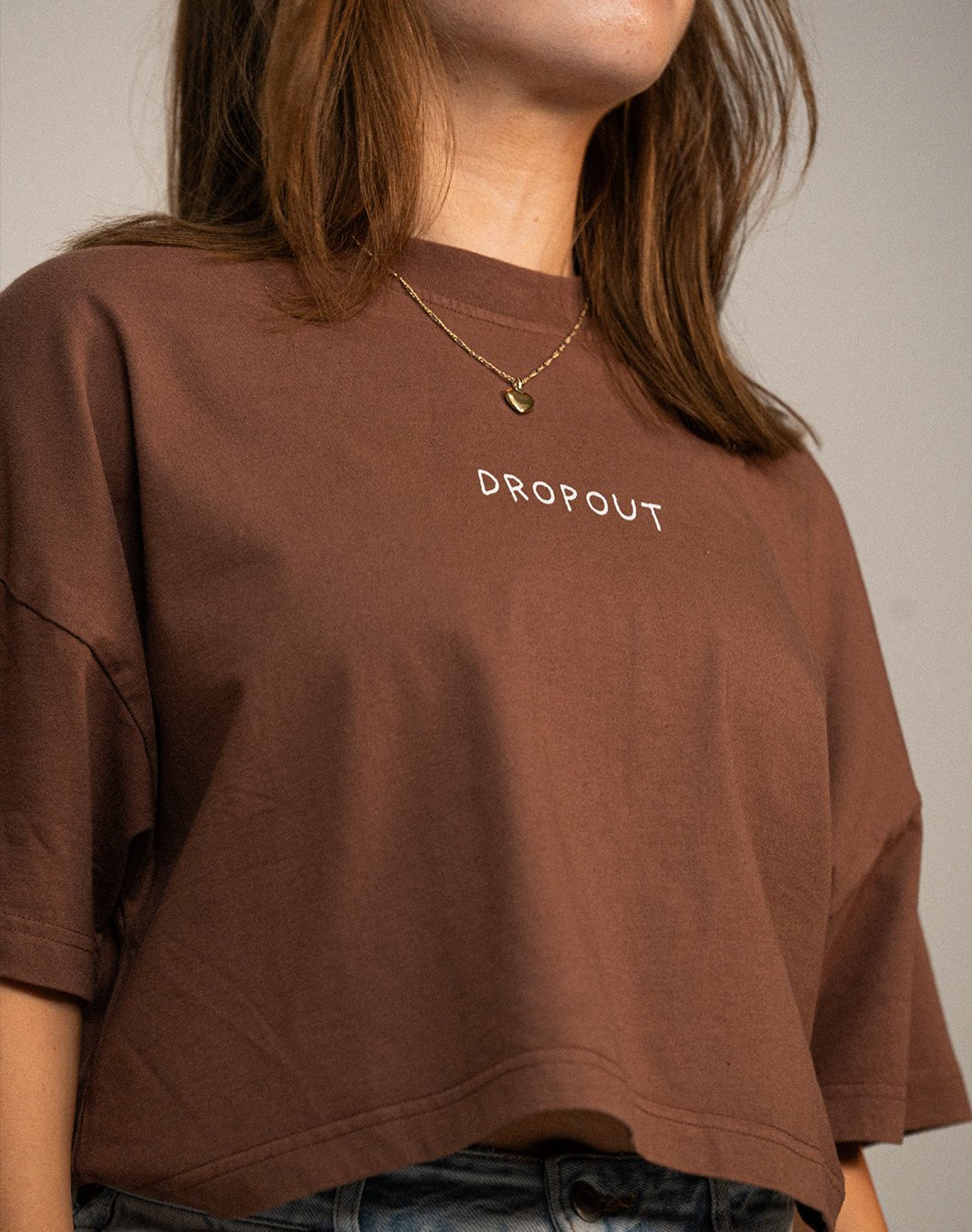 VINTAGE BROWN CROP DROPOUT TEE