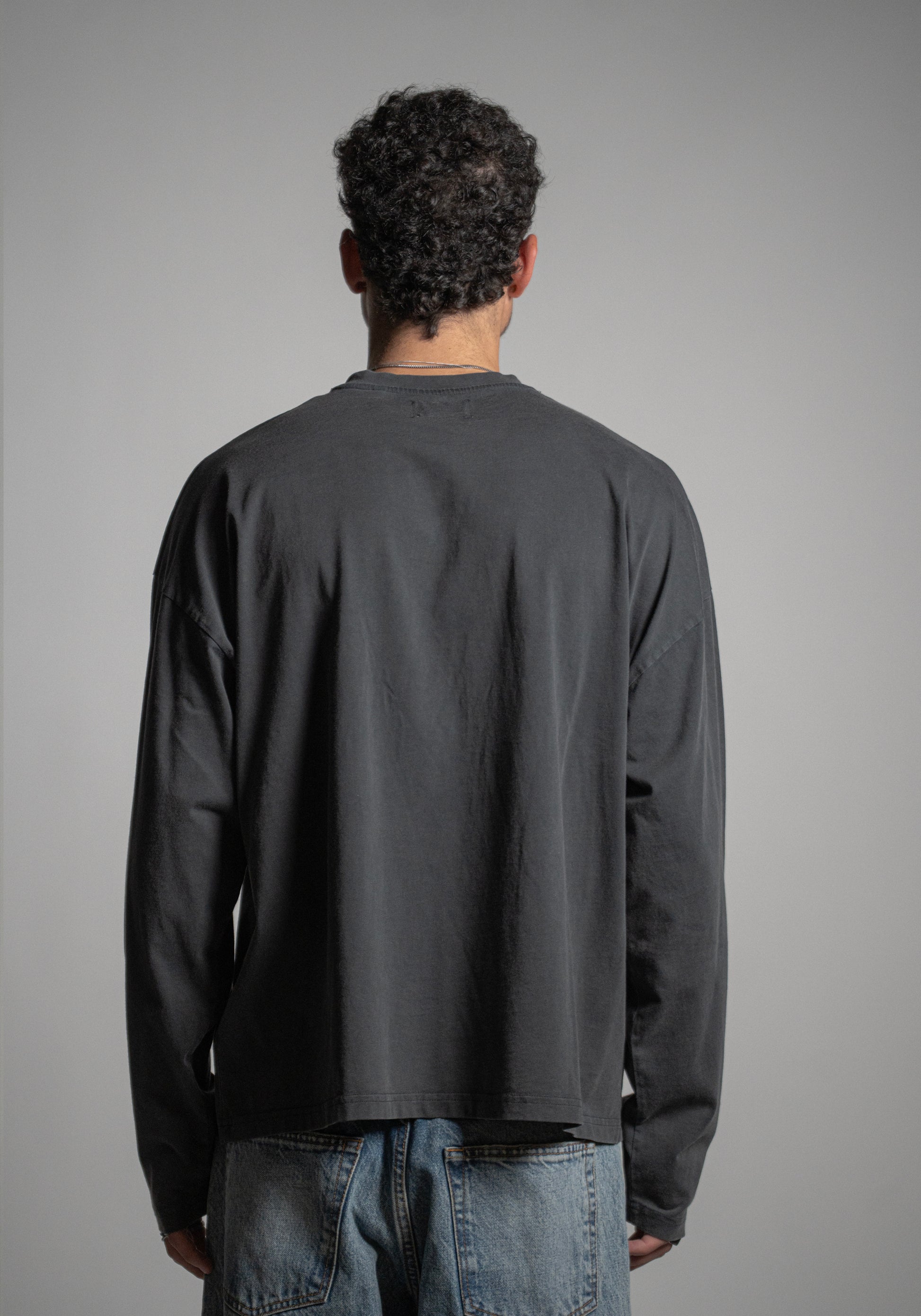 long sleeve oversized boxy tee - vintage black